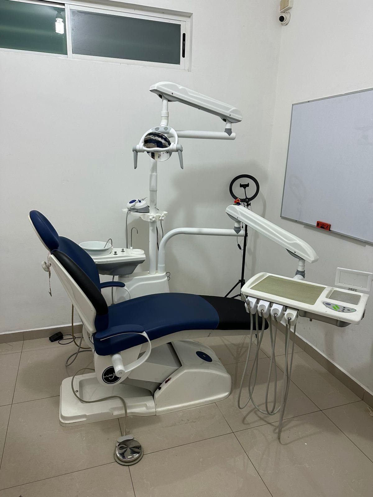 Equipo dental reacondicionado